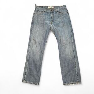 Levi's 505 Men's Medium Wash blue jeans relaxed fit straight leg 34X32